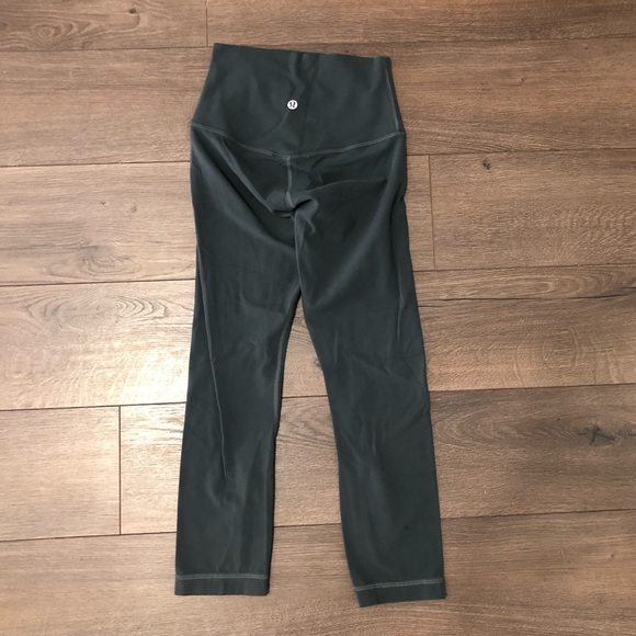 🍋 Lululemon MELANITE Align crop 21” Sz. 2 - Picture 5 of 9
